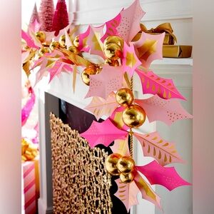 Glitterville Garland